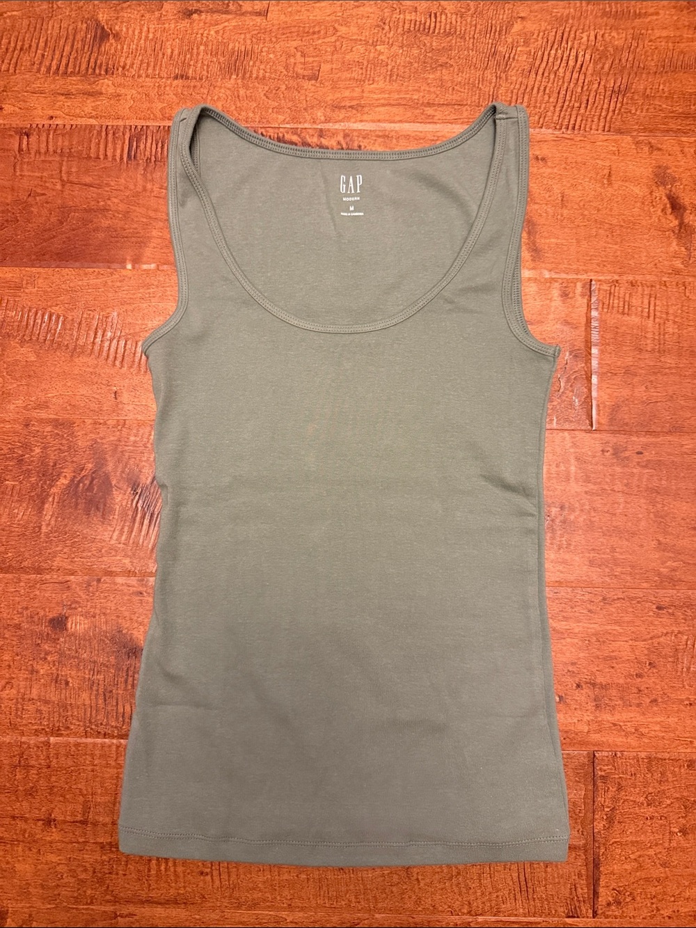 GAP Modern Tank Top in Vintage Palm Green